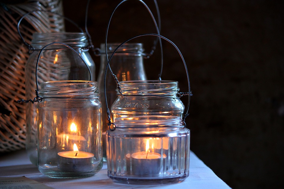 21 Brilliant Ways To Reuse Glass Jars