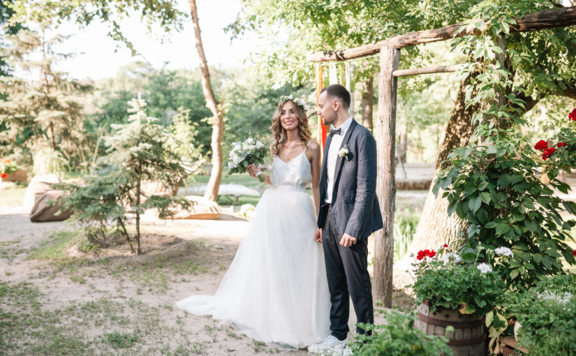 How to plan a low-waste wedding