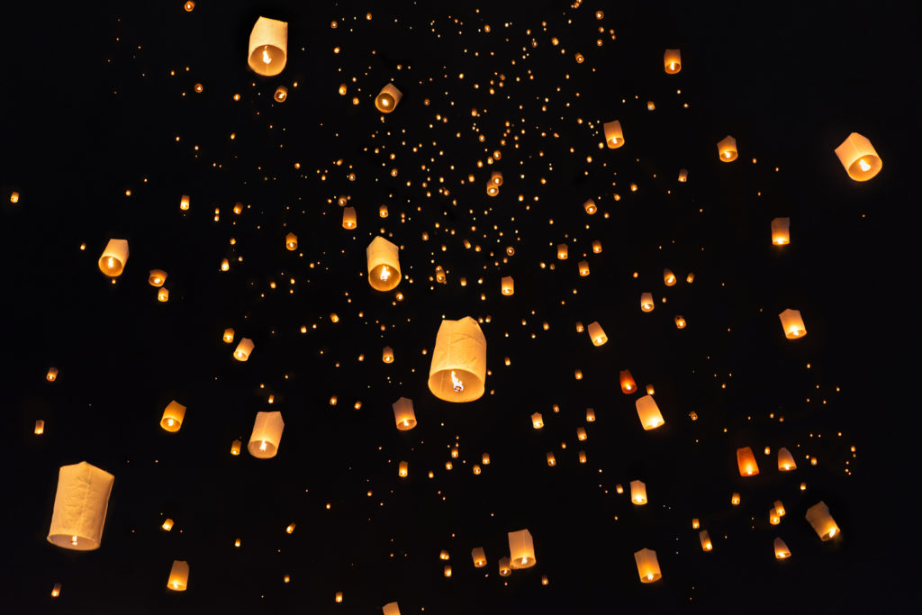 Floating sky lanterns