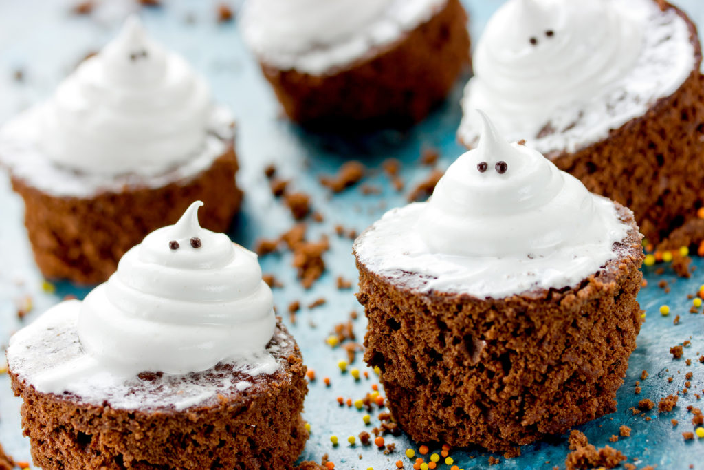 Halloween ghost brownies