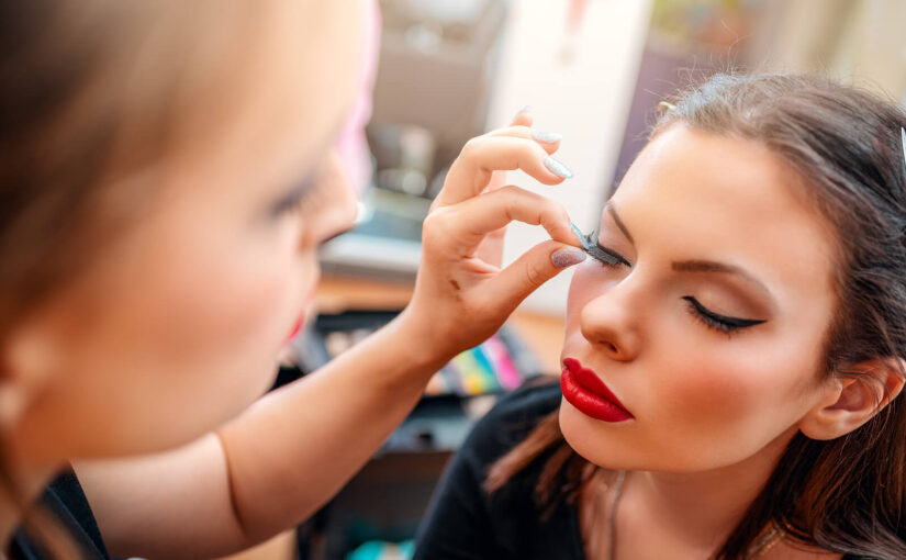 The beginner’s guide to eco-friendly false lashes